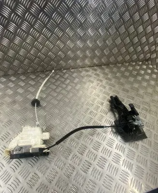 Audi Q7 4L Front door lock 8J2837016C