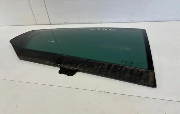 Citroen DS4 Rear door window glass 43R001604