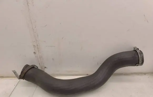 Volvo V40 Intercooler hose/pipe