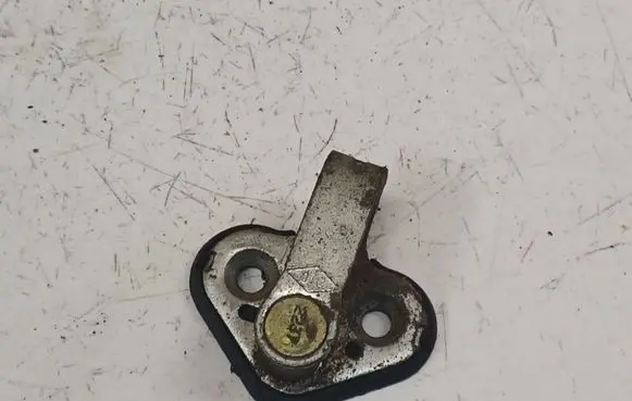 Iveco Daily 30.8 - 9 Front door lock loop/hook striker 