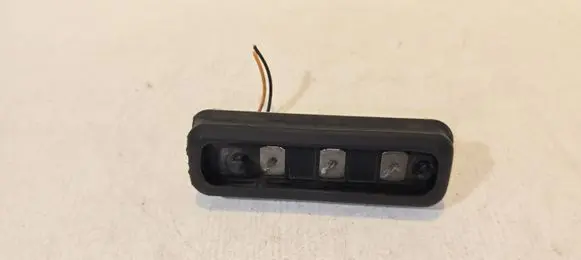 Opel Vivaro Sliding door contact joint 8200007015