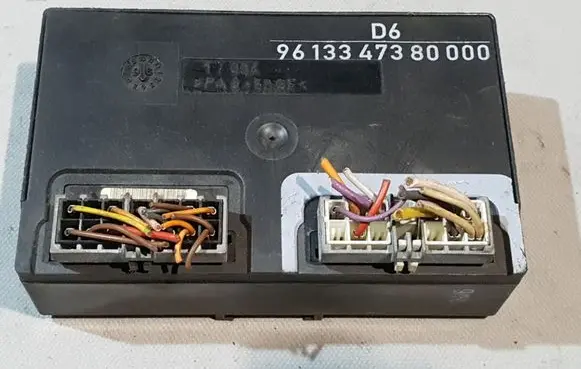 Door central lock control unit/module