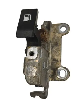 Subaru Outback (BS) Fuel cap release pull handle 