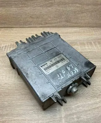 Renault Scenic I Engine control unit/module ECU 7700105953 0281001809