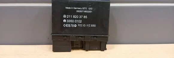 Mercedes-Benz E W211 Keyless (KESSY) go control unit/module 2118203785 00030716632001 33500102
