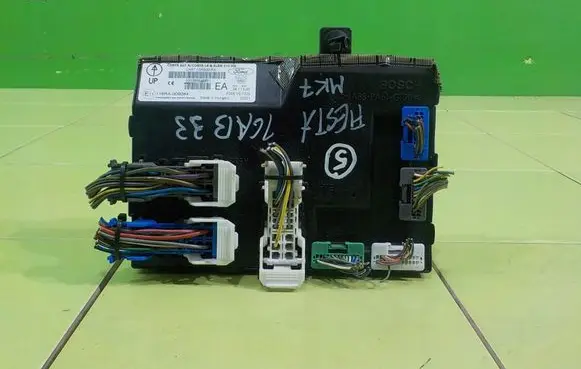 Ford Fiesta Central body control module CA6T15K600EA