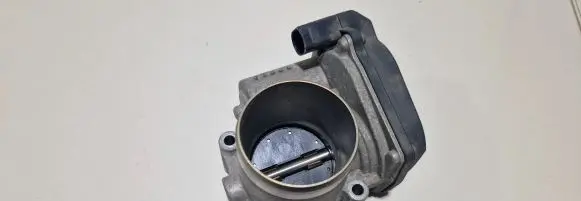 Volkswagen Polo V 6R Throttle valve A2C53367619