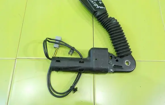 Mini Cooper Countryman R60 Front seatbelt 620550200C ZAPINKA