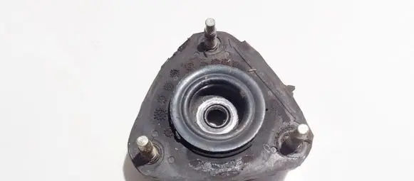 Ford Mondeo Mk III Coil spring mount 