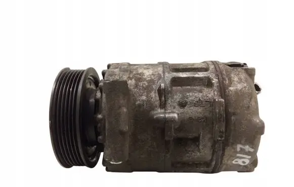 Volkswagen Touareg I Air conditioning (A/C) compressor (pump) 7L6820803Q