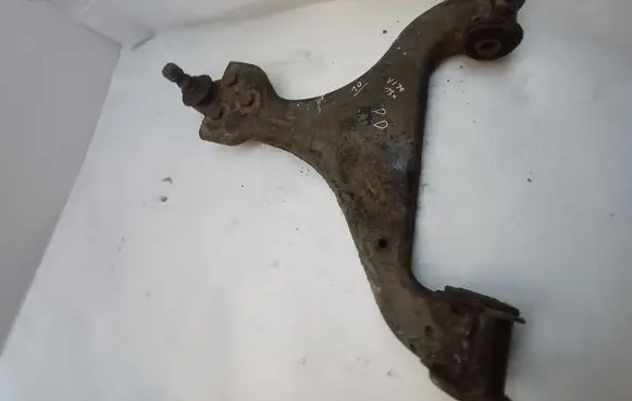 Front lower control arm/wishbone