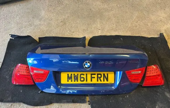 BMW 3 E90 E91 Tailgate/trunk/boot lid 381