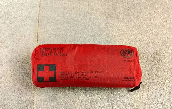Volkswagen Arteon First aid kit 5K0860282