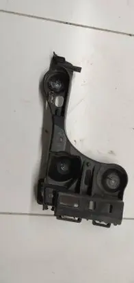 Opel Crossland X Rear bumper mounting bracket 39097401