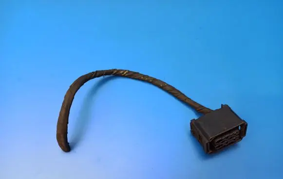 Mercedes-Benz C W203 Other wiring loom 2104400581