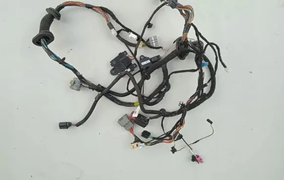 Tesla Model S Front door wiring loom 100442400P 1004424