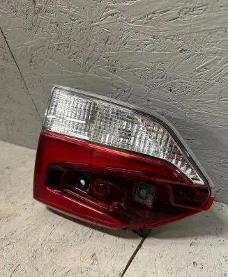 Subaru Forester SK Tailgate rear/tail lights 84251SJ000 1807270711