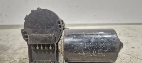 Audi A4 S4 B5 8D Wiper motor 4b1955113