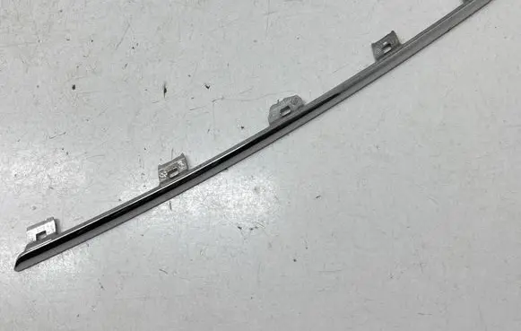 Renault Kadjar Front bumper splitter molding 623849369R