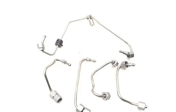 Land Rover Range Rover Velar Fuel injector supply line/pipe 