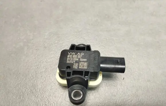 Audi A6 S6 C7 4G Airbag deployment crash/impact sensor 4H0955557 160529 0478RB4