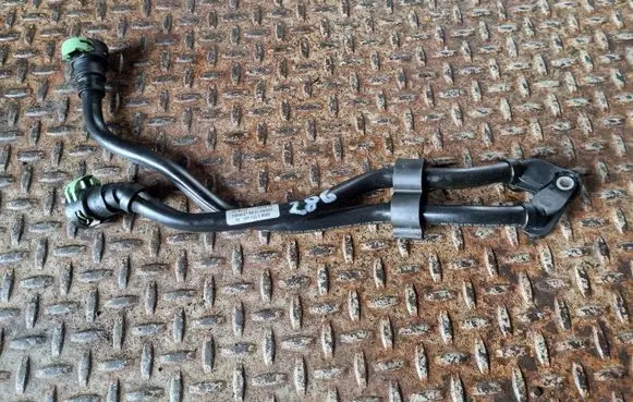BMW 4 F36 Gran coupe Gearbox oil cooler pipe/hose 8570449 8575844 8575845
