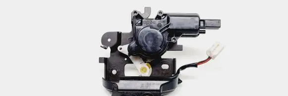 Mazda 3 I Tailgate/trunk/boot lock/catch/latch