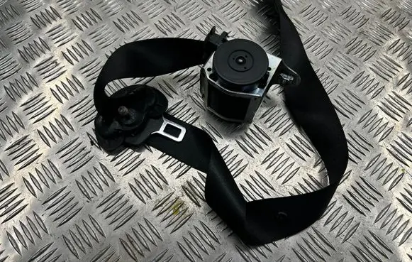 BMW 5 E60 E61 Front seatbelt S17068259130 AEU601630600 601629800D