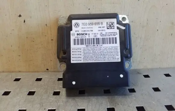 Volkswagen Caddy Airbag control unit/module 7E0959655B