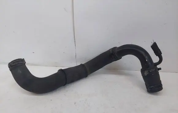 Toyota Auris 150 Engine coolant pipe/hose