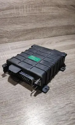 Volkswagen Golf III Engine control unit/module ECU 811906264 0280800104