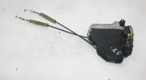 Toyota Prius+ (ZVW40) Coupe door lock (next to the handle) 