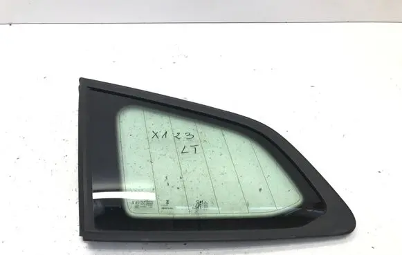 BMW X1 U11 Rear side window 9451583
