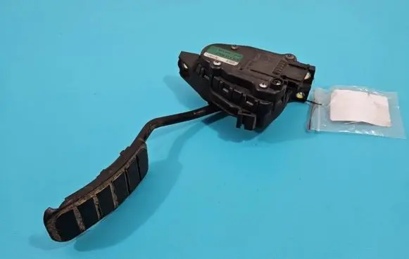 Renault Master II Accelerator throttle pedal 6PV008119-04 IMPRK1358641