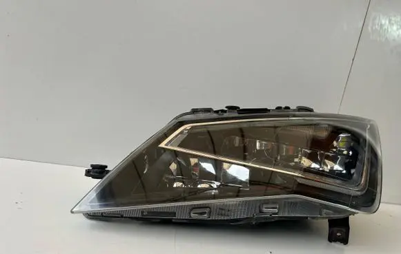 Seat Leon (5F) Headlight/headlamp 5F1941007A