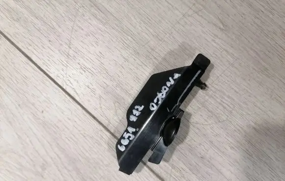 Porsche 992 Front bumper mounting bracket 992807873