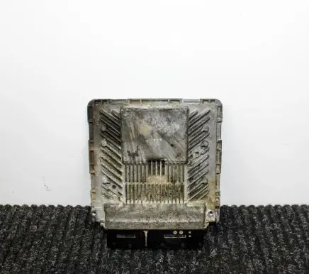 Audi Q7 4L Engine control unit/module 4L0910551Q
