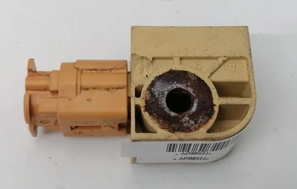 Opel Agila A Airbag deployment crash/impact sensor 5WK43052 3893083E00000 9211123