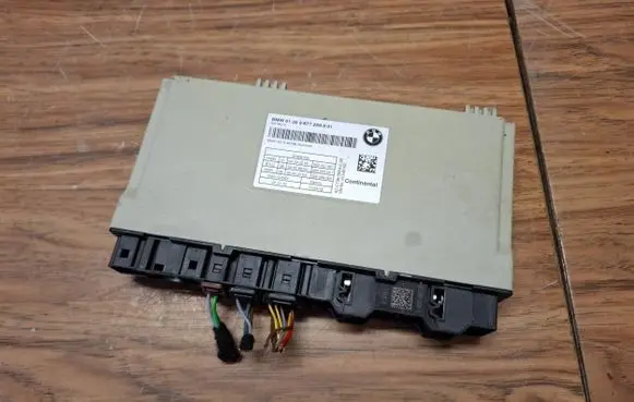 BMW 7 G11 G12 Seat control module 9877268