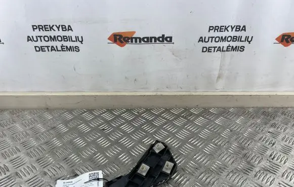 Honda CR-V Front bumper mounting bracket 71193S9A000050