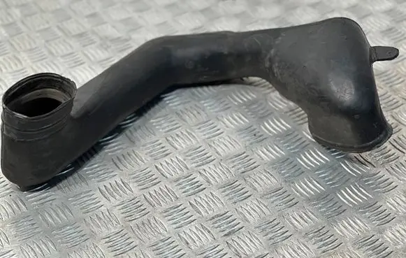 Volkswagen II LT Air intake duct part 2D0129521C