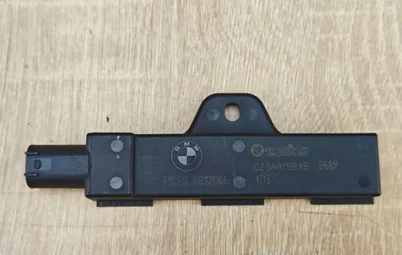 BMW 8 G16 Other devices 6832066