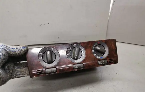 Volvo S40, V40 Climate control unit