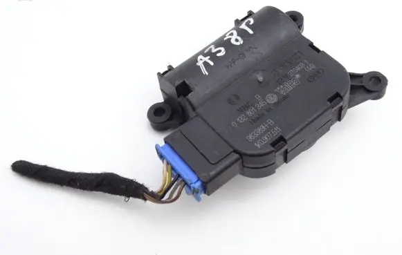 Audi A3 S3 8P Air flap motor/actuator 1K0907511 0132801345