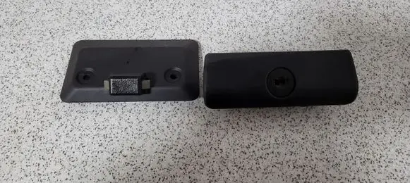 BMW 5 E39 Glove box handle 51168163017 51168163018