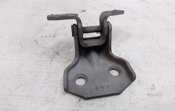 Subaru Forester SF Front door upper hinge