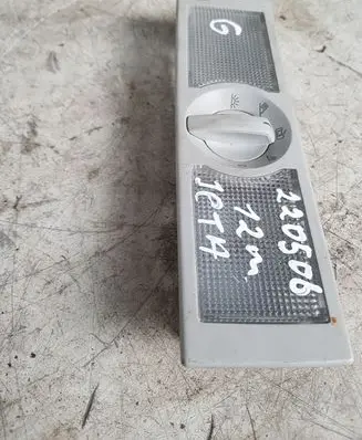 Volkswagen Jetta VI Rear seat light 08864000L3