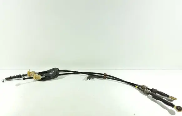 Toyota Yaris Gear shift cable linkage 338200D120 B4360
