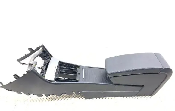 Volkswagen PASSAT CC Center console 3AB863241E