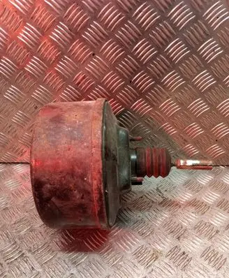 Renault Trafic I Brake booster